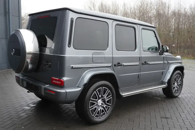 Mercedes-Benz G 450 din 2024 cu 2.400 km - oferta MER157696 - foto 12