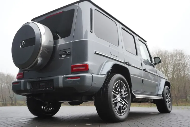 Mercedes-Benz G 450 din 2024 cu 2.400 km - oferta MER157696 - foto 21