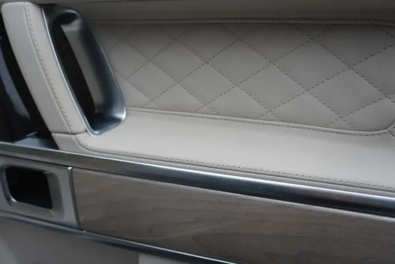 Mercedes-Benz G 450 din 2024 cu 2.400 km - oferta MER157696 - foto 29