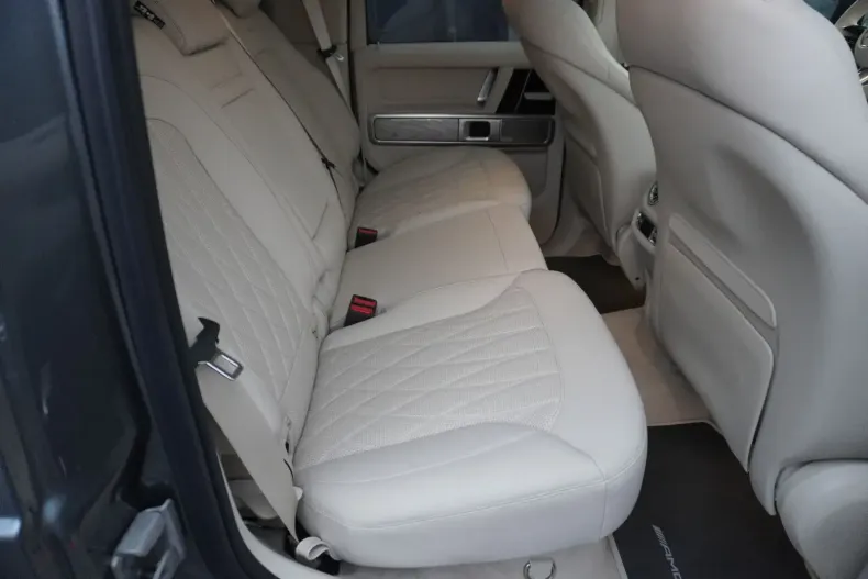 Mercedes-Benz G 450 din 2024 cu 2.400 km - oferta MER157696 - foto 30