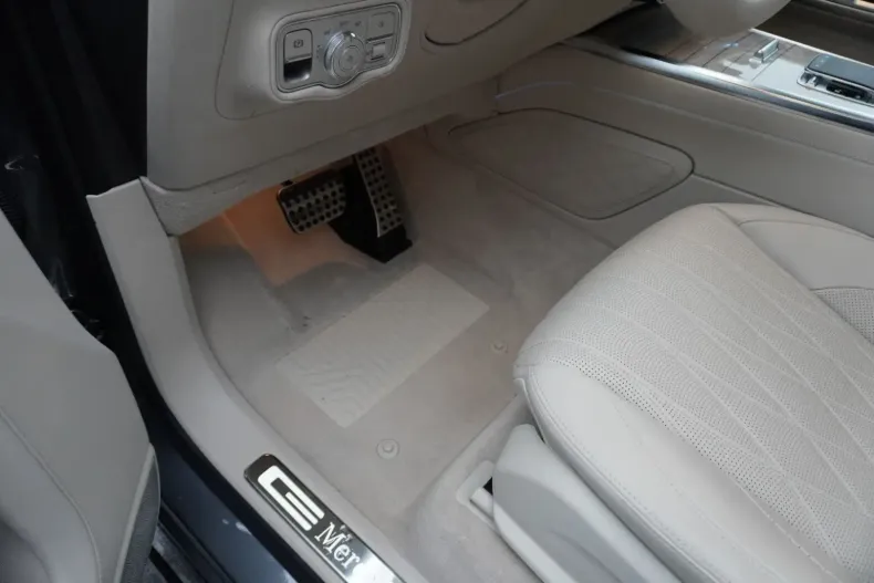 Mercedes-Benz G 450 din 2024 cu 2.400 km - oferta MER157696 - foto 44