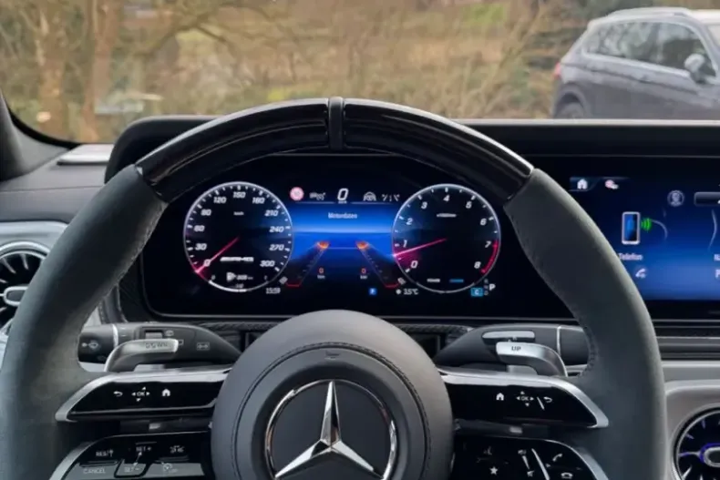 Mercedes-Benz G 63 AMG din 2024 cu 9.300 km - oferta MER157697 - foto 11