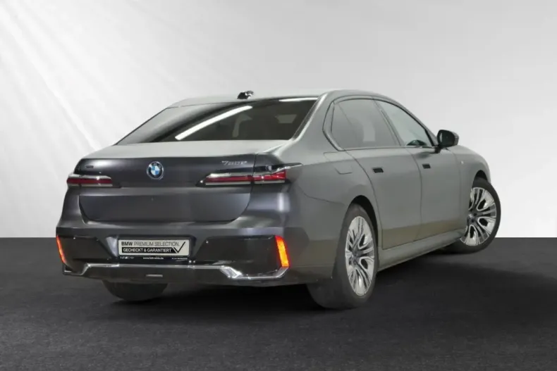 BMW 750 din 2024 cu 11.450 km - oferta BMW157705 - foto 2