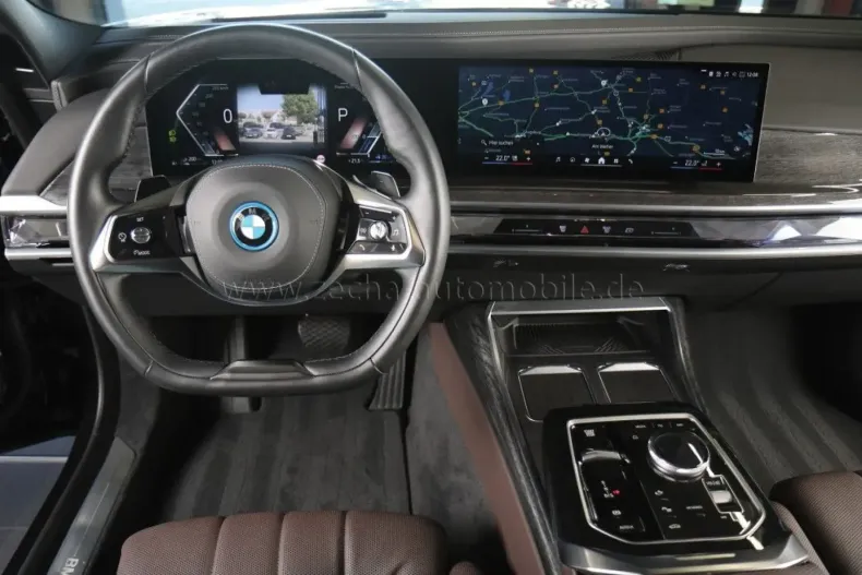 BMW 750 din 2023 cu 7.500 km - oferta BMW157707 - foto 17