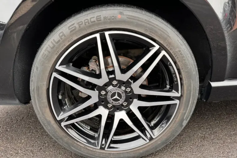 Mercedes-Benz V 300 din 2024 cu 43.350 km - oferta MER157710 - foto 4