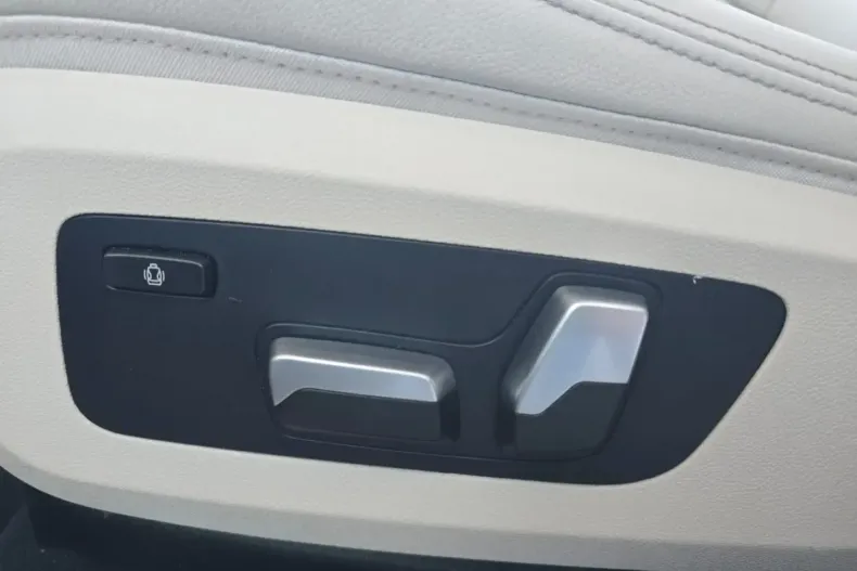 BMW X5 din 2021 cu 89.997 km - oferta BMW157732 - foto 33