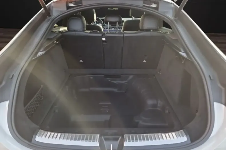 Mercedes-Benz GLE 53 AMG din 2023 cu 39.986 km - oferta MER157734 - foto 10