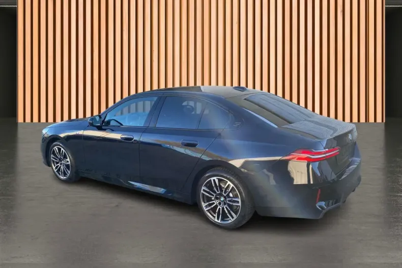 BMW 520 din 2024 cu 22.200 km - oferta BMW157740 - foto 4