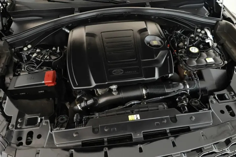 Land Rover Range Rover Velar din 2023 cu 47.300 km - oferta LAN157746 - foto 7