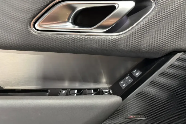 Land Rover Range Rover Velar din 2022 cu 43.000 km - oferta LAN157747 - foto 14