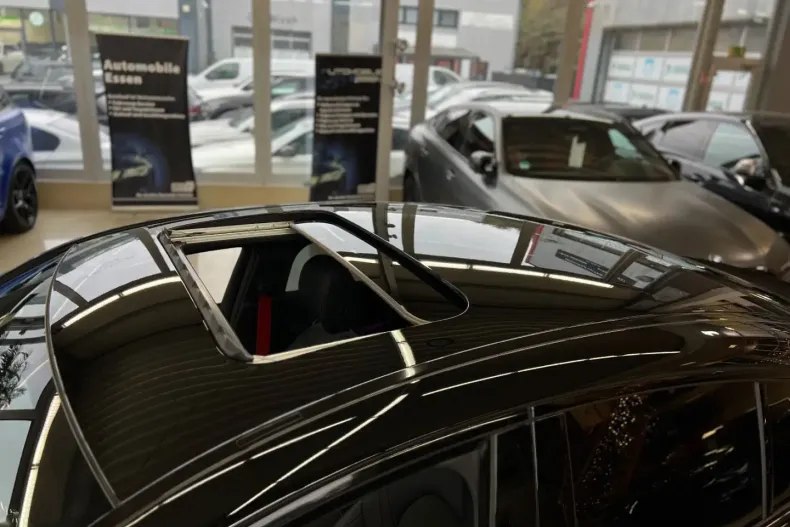 Mercedes-Benz GLC 220 din 2022 cu 53.200 km - oferta MER157749 - foto 30