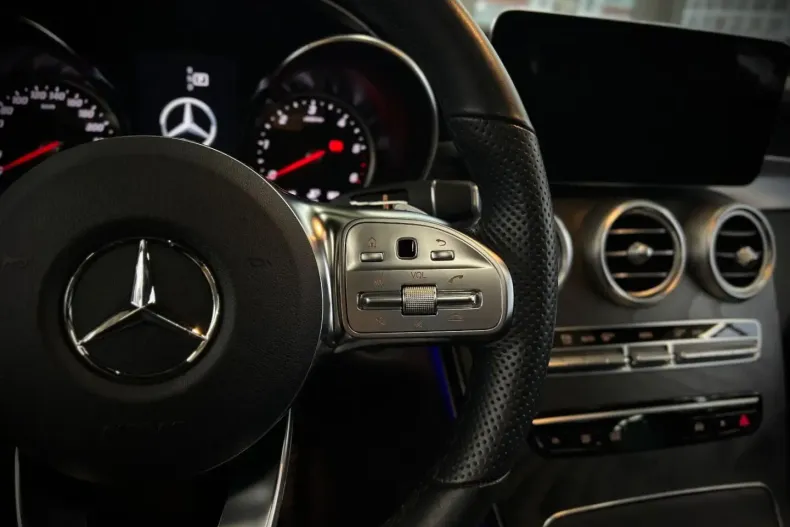 Mercedes-Benz GLC 220 din 2022 cu 53.200 km - oferta MER157749 - foto 31