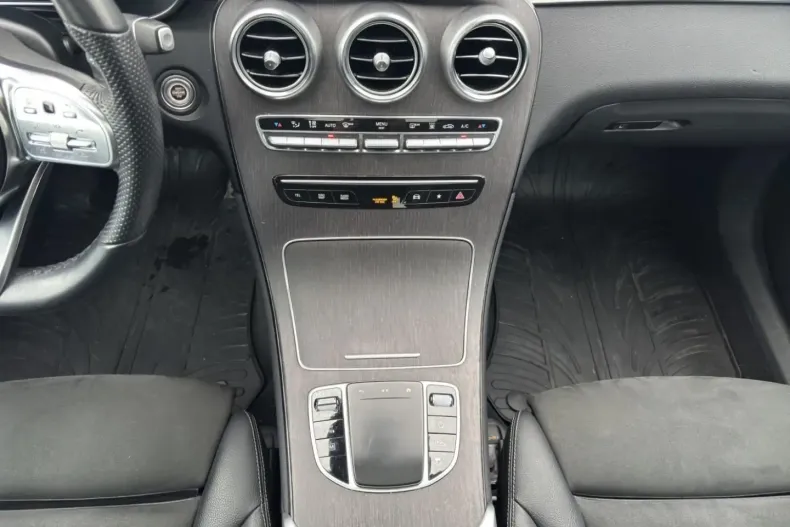 Mercedes-Benz GLC 300 din 2021 cu 79.192 km - oferta MER157750 - foto 13