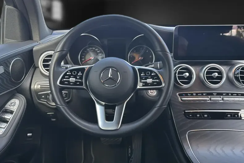 Mercedes-Benz GLC 300 din 2021 cu 67.652 km - oferta MER157751 - foto 13