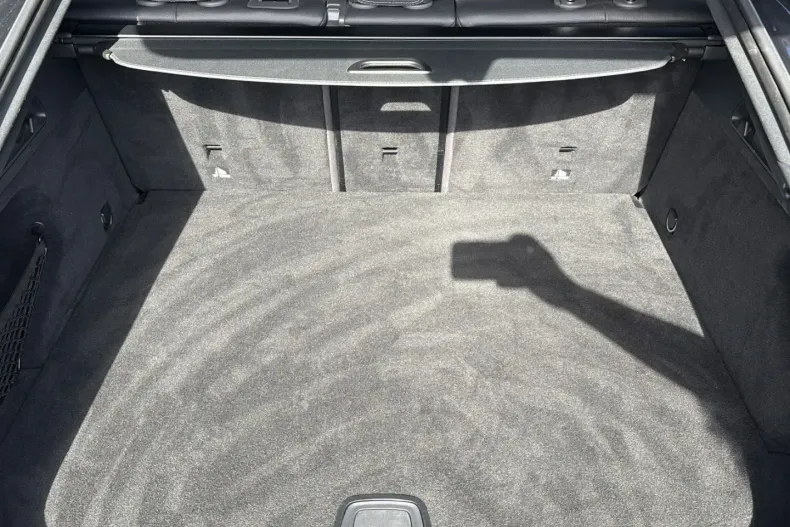 Mercedes-Benz GLC 300 din 2021 cu 67.652 km - oferta MER157751 - foto 25