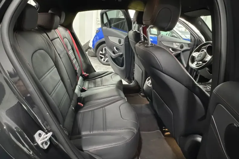 Mercedes-Benz GLC 300 din 2022 cu 61.706 km - oferta MER157752 - foto 18