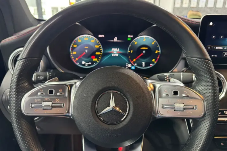 Mercedes-Benz GLC 300 din 2022 cu 61.706 km - oferta MER157752 - foto 21