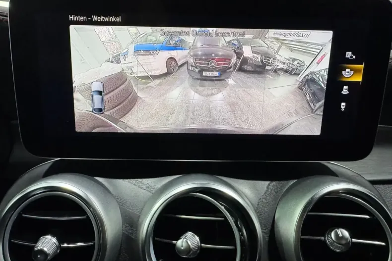 Mercedes-Benz GLC 300 din 2022 cu 61.706 km - oferta MER157752 - foto 24