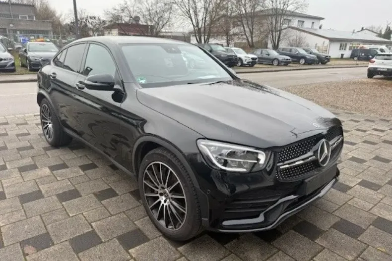Mercedes-Benz GLC 220 din 2022 cu 74.200 km - oferta MER157754 - foto 1