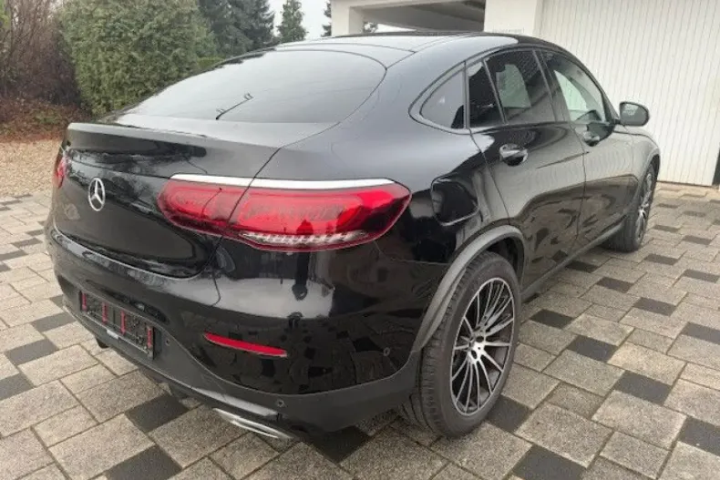 Mercedes-Benz GLC 220 din 2022 cu 74.200 km - oferta MER157754 - foto 3