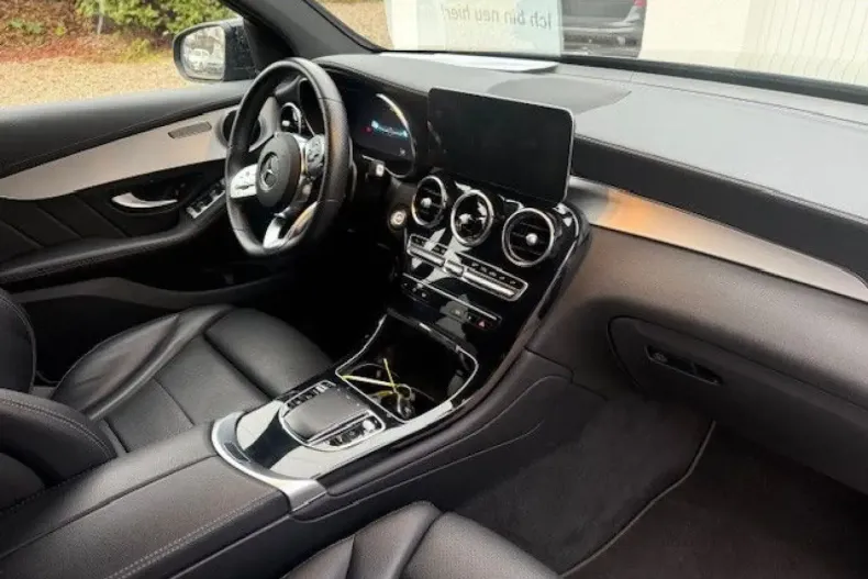 Mercedes-Benz GLC 220 din 2022 cu 74.200 km - oferta MER157754 - foto 6