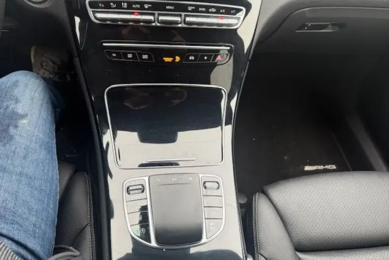 Mercedes-Benz GLC 220 din 2022 cu 74.200 km - oferta MER157754 - foto 8