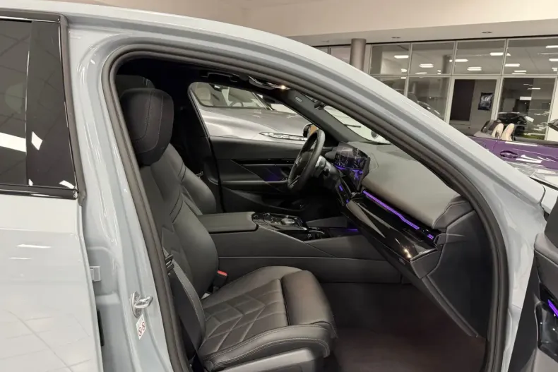 BMW 520 din 2024 cu 22.626 km - oferta BMW157755 - foto 22