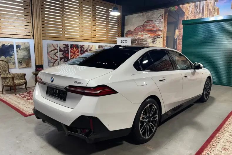 BMW 520 din 2024 cu 25.176 km - oferta BMW157757 - foto 6