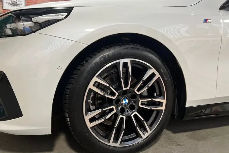 BMW 520 din 2024 cu 25.176 km - oferta BMW157757 - foto 10