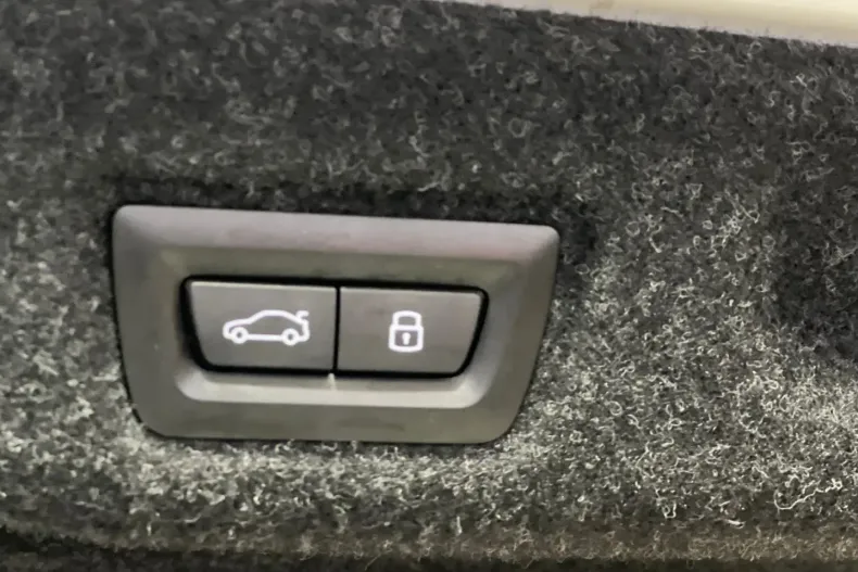 BMW 520 din 2024 cu 25.176 km - oferta BMW157757 - foto 14