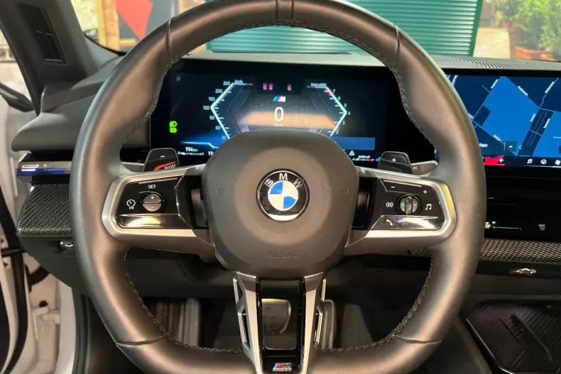 BMW 520 din 2024 cu 25.176 km - oferta BMW157757 - foto 17