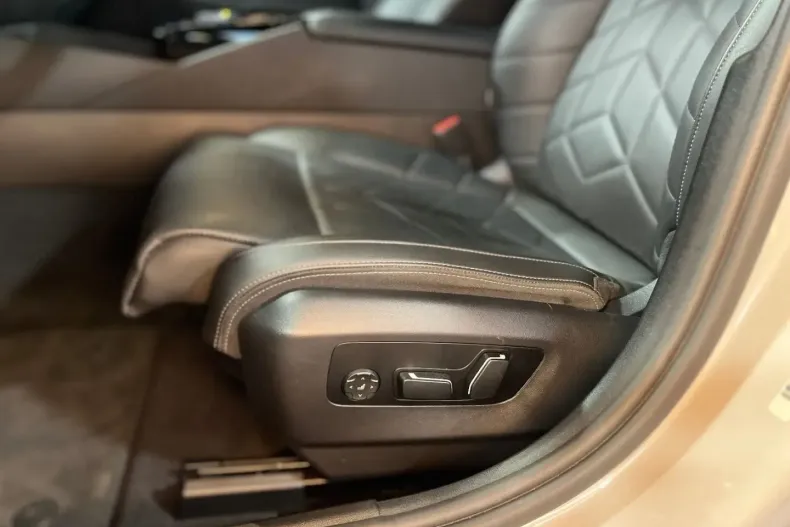 BMW 520 din 2024 cu 25.176 km - oferta BMW157757 - foto 26