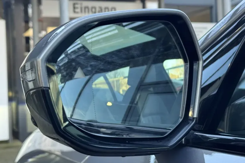 BMW 520 din 2025 cu 13.900 km - oferta BMW157758 - foto 12