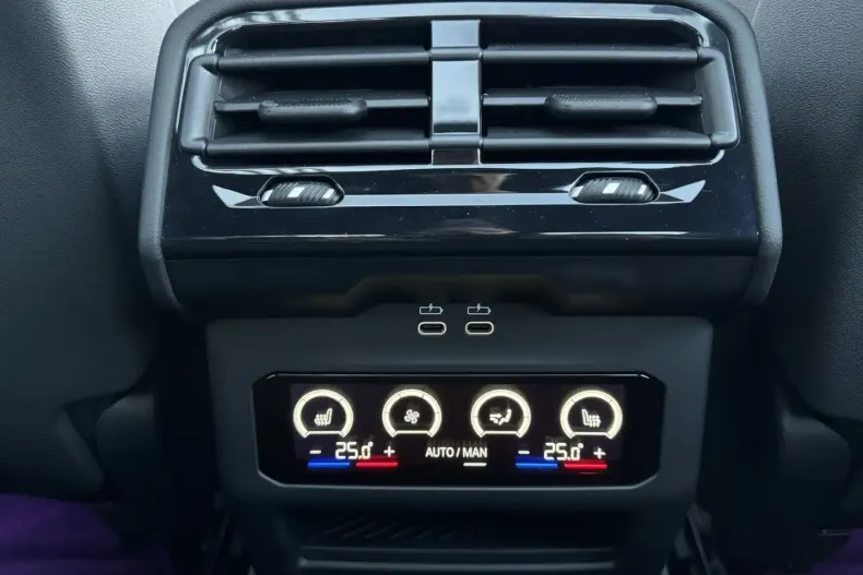 BMW 520 din 2025 cu 13.900 km - oferta BMW157758 - foto 27