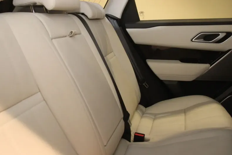 Land Rover Range Rover Velar din 2021 cu 70.200 km - oferta LAN157759 - foto 8