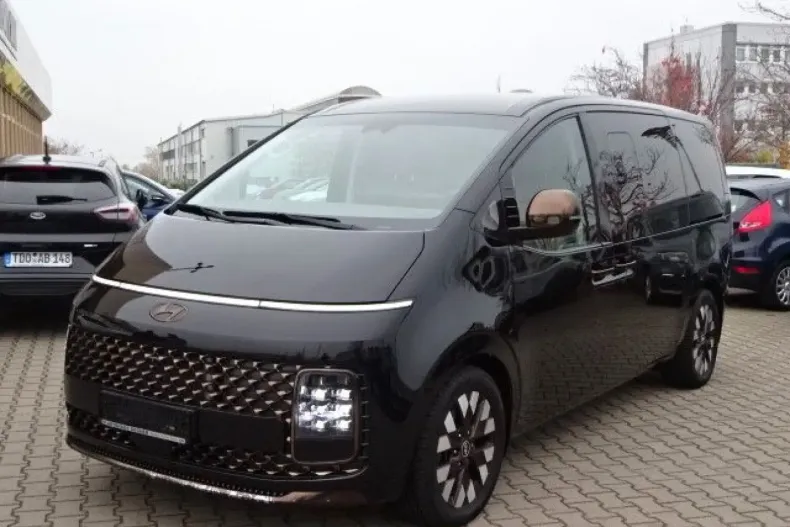 Hyundai STARIA din 2022 cu 53.452 km - oferta HYU157761 - foto 2