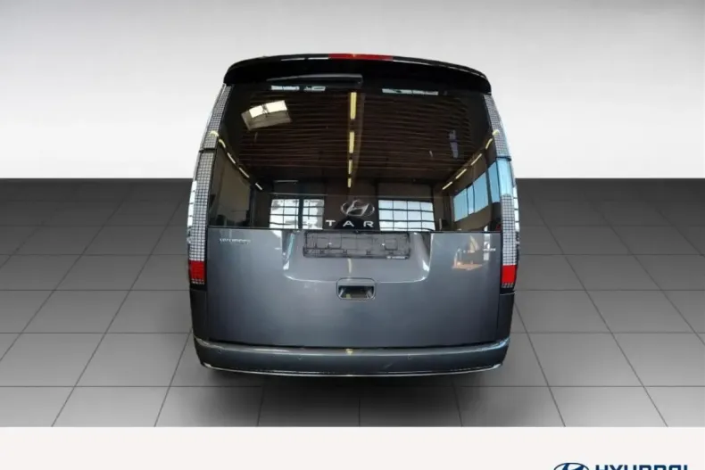 Hyundai STARIA din 2022 cu 65.930 km - oferta HYU157762 - foto 3