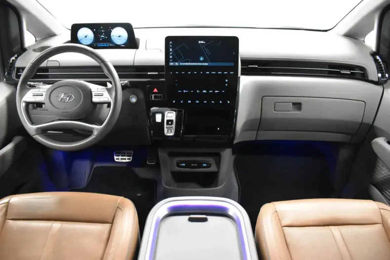 Hyundai STARIA din 2022 cu 41.499 km - oferta HYU157764 - foto 9