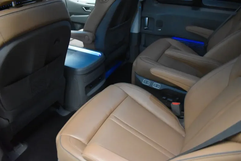 Hyundai STARIA din 2022 cu 41.499 km - oferta HYU157764 - foto 13