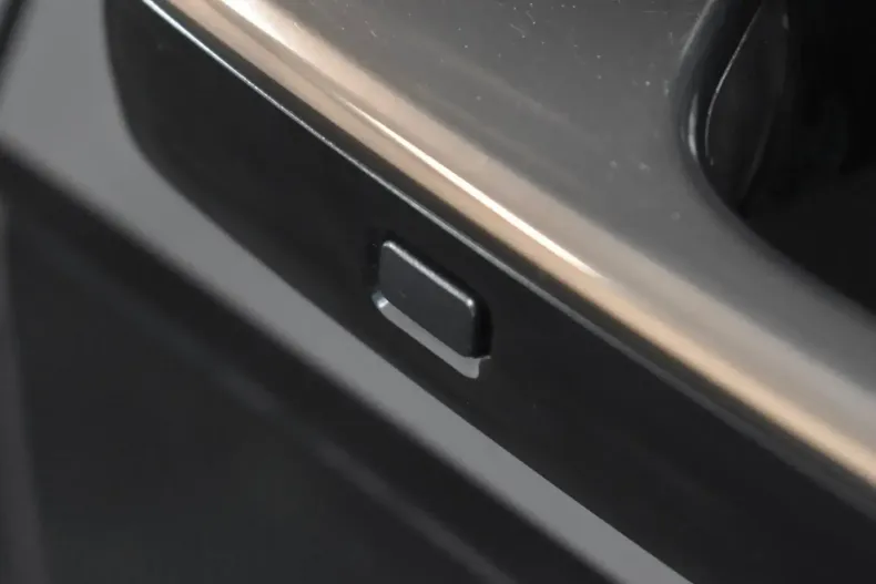 Hyundai STARIA din 2022 cu 41.499 km - oferta HYU157764 - foto 20