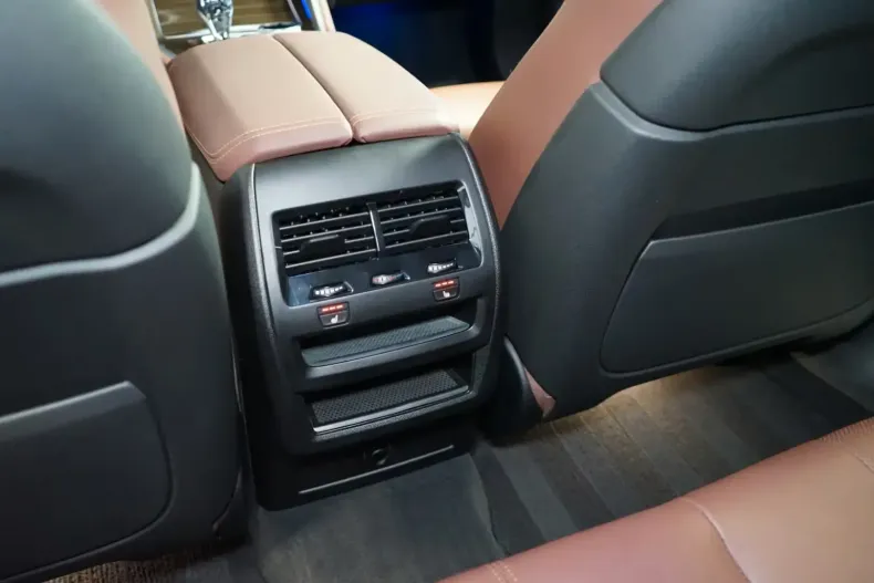 BMW X6 din 2021 cu 76.012 km - oferta BMW157765 - foto 34