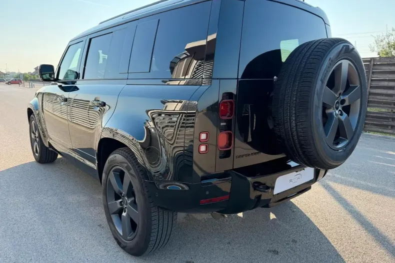 Land Rover Defender din 2025 cu 11.868 km - oferta LAN157781 - foto 7