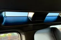 Land Rover Defender din 2025 cu 11.868 km - oferta LAN157781 - foto 26