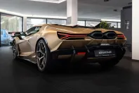 Lamborghini Revuelto din 2024 cu 5.500 km - oferta LAM157782 - foto 4