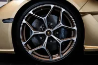 Lamborghini Revuelto din 2024 cu 5.500 km - oferta LAM157782 - foto 18