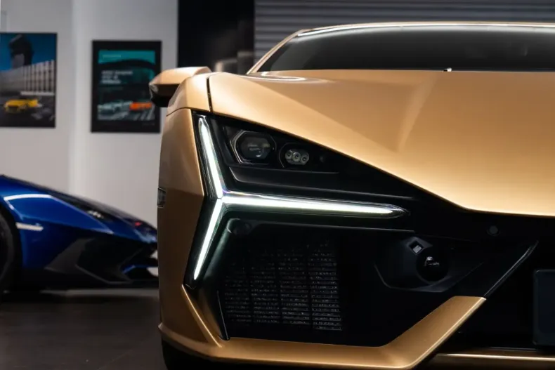 Lamborghini Revuelto din 2024 cu 5.500 km - oferta LAM157782 - foto 20