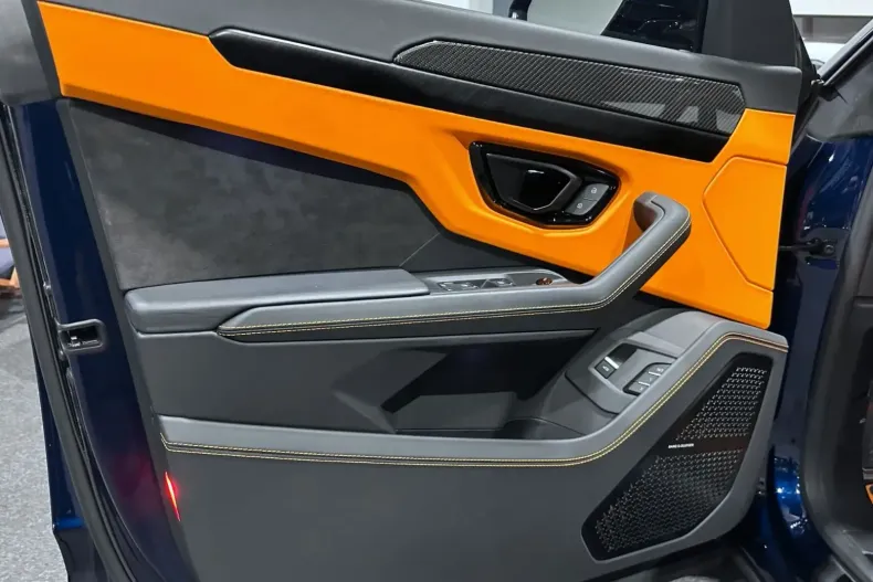 Lamborghini Urus din 2023 cu 39.937 km - oferta LAM157791 - foto 11