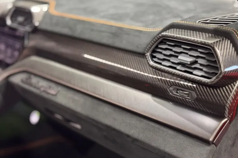 Lamborghini Urus din 2023 cu 40.000 km - oferta LAM157793 - foto 32