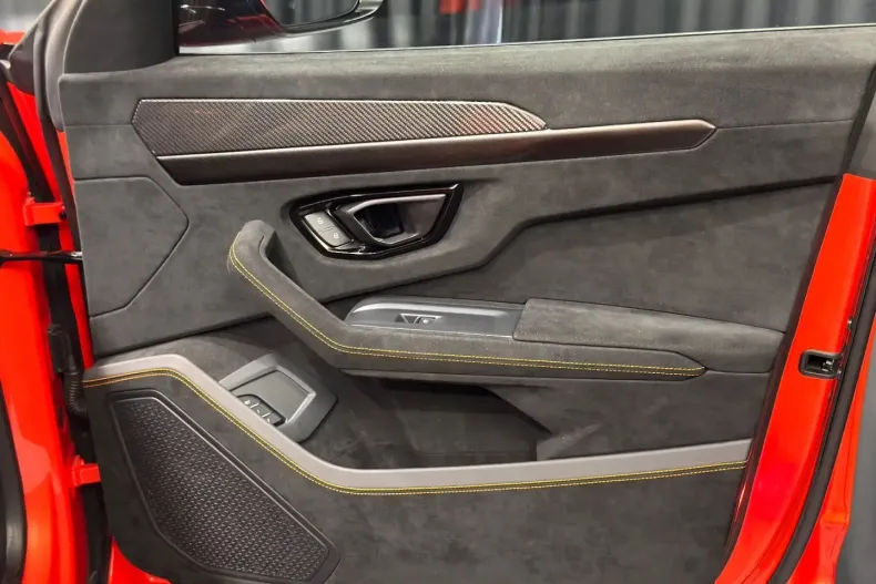 Lamborghini Urus din 2023 cu 40.000 km - oferta LAM157793 - foto 33