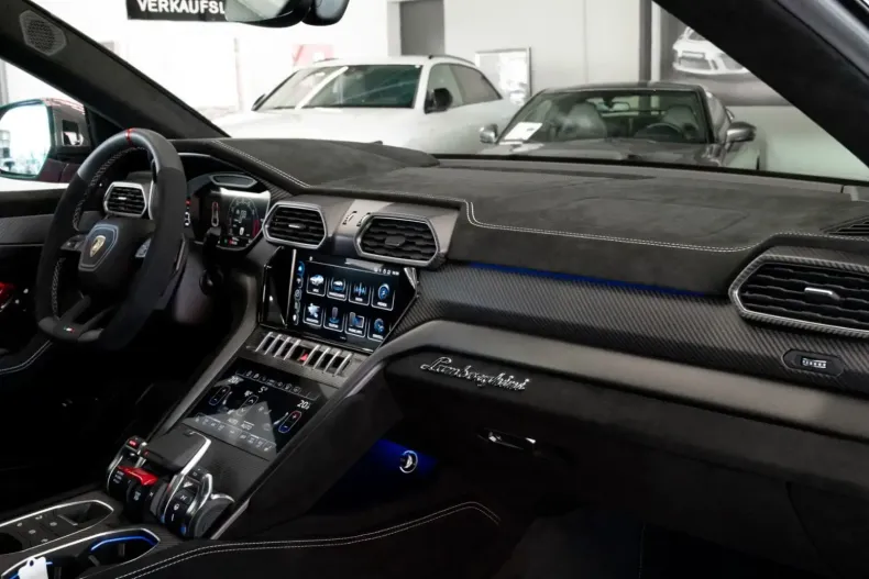 Lamborghini Urus din 2023 cu 10.511 km - oferta LAM157794 - foto 42